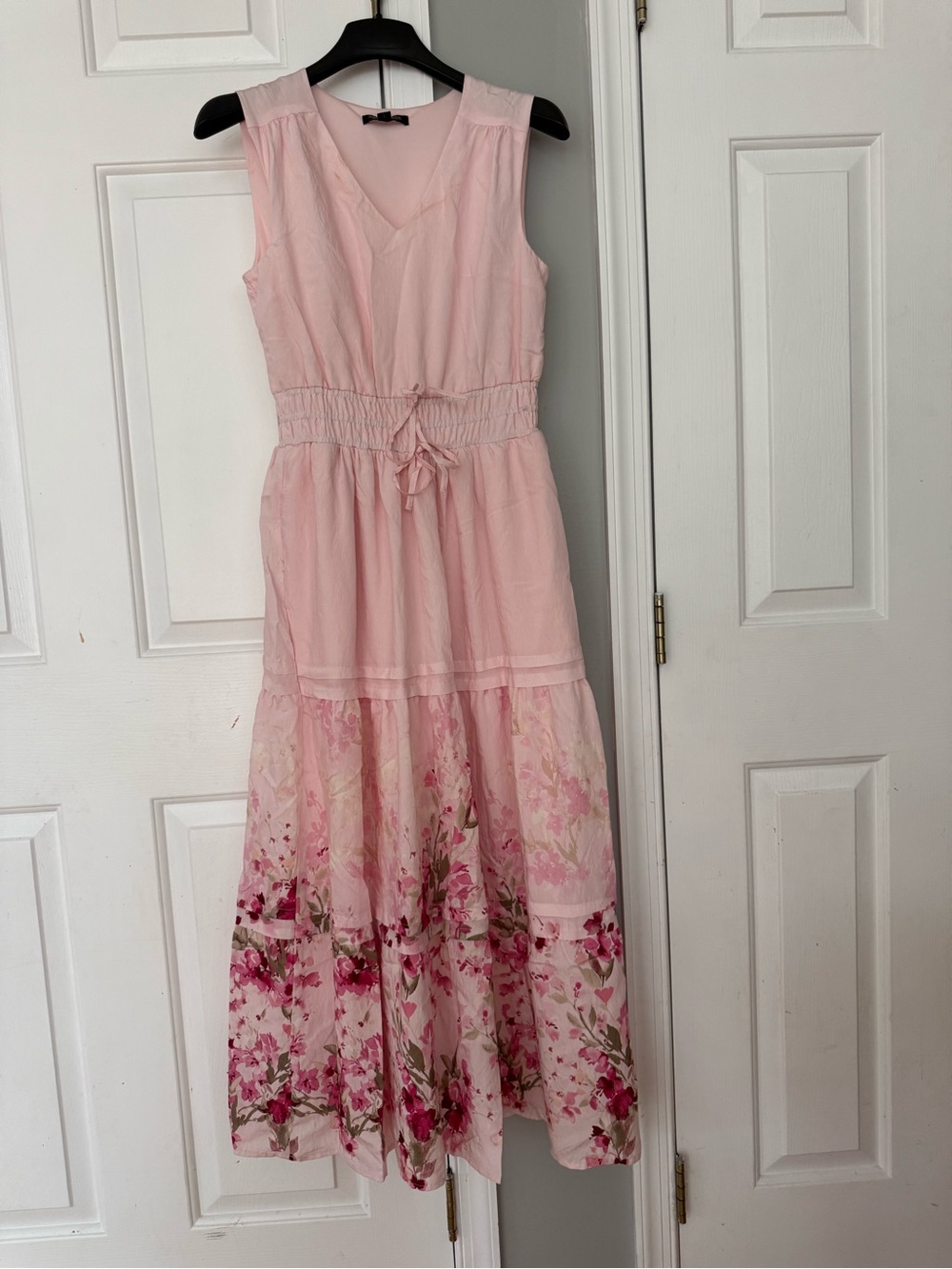 Rachel Zoe Light Pink Floral Tiered Tie-Waist Maxi Dress